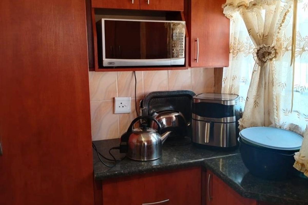3 bedrooms house for sale in Soshanguve XX - Photo 4