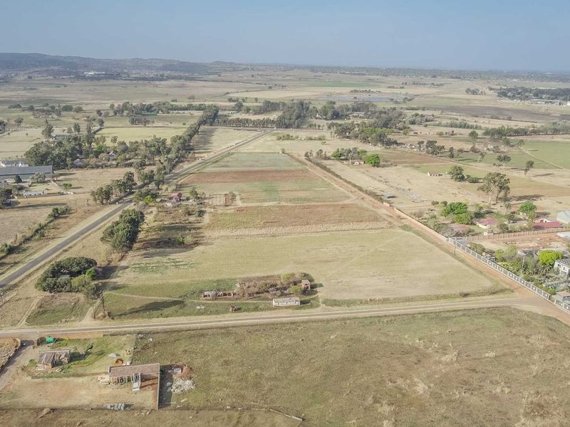 Prime Development Land: 27.75 Hectares Near Eye of Africa - Photo 3