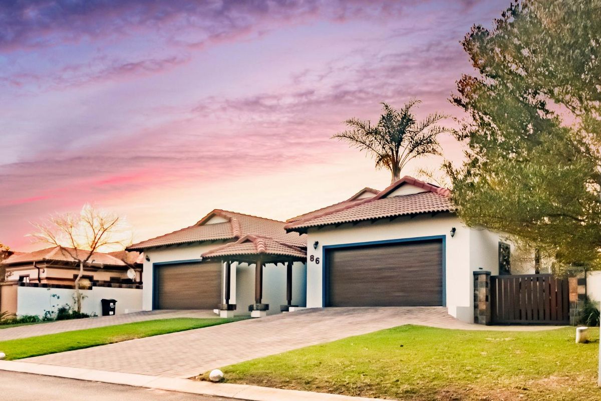 Gorgeous Midlands Estate home - Photo 4