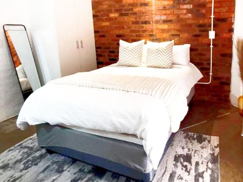 Beautiful bachelor pad in Maboneng - Photo 6