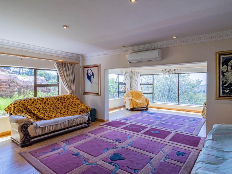 Spacious Family Home in Secure Estate - Photo 9