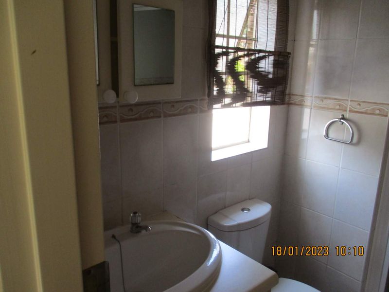 Hillcrest Boulevard, Bachelor for sale - Photo 5