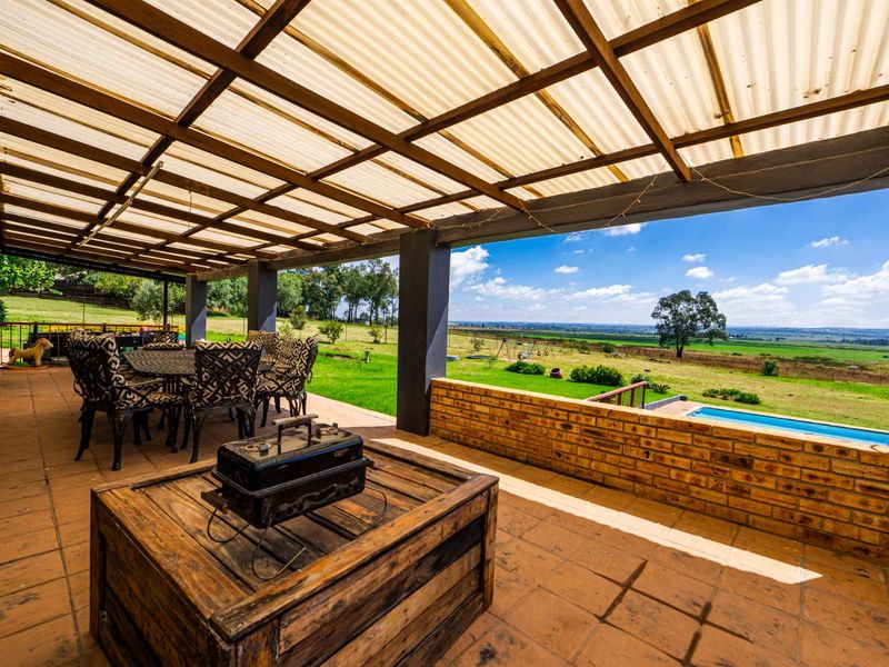 Beautiful 22 Hectare, Multi-Purpose Farm For Sale In Elandsfontein - Photo 7