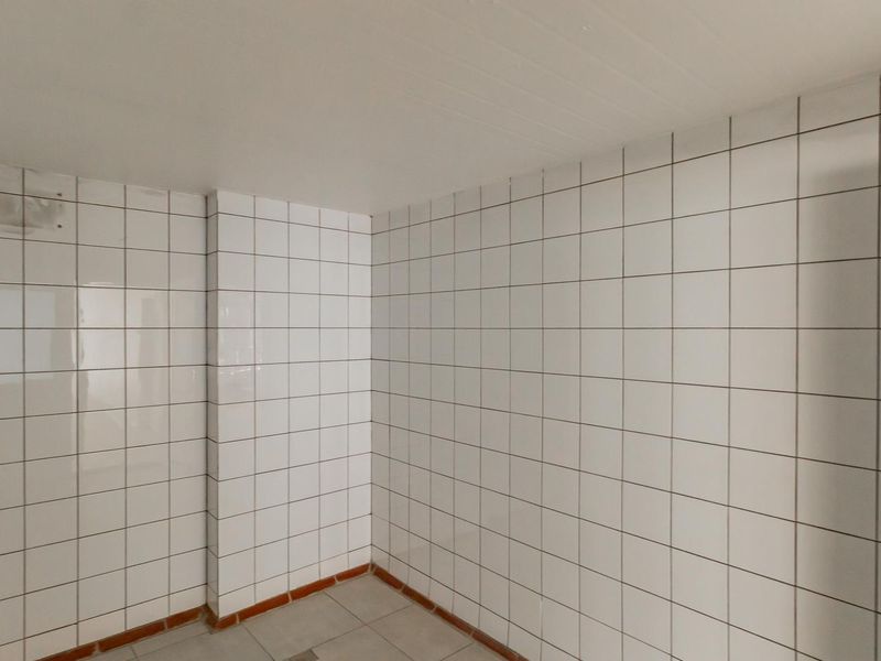 Commercial Property to Rent in Blackheath - Photo 5