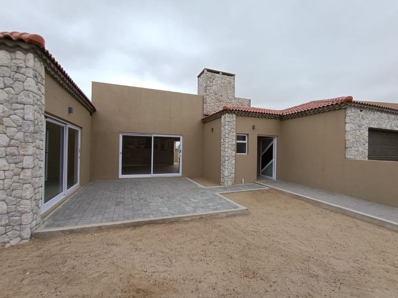 NEW 3-Bedroom U-Shaped Home | Rossmund, Swakopmund - Photo 5