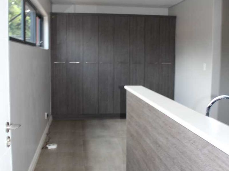 Modern 1-Bedroom Apartment in Menlo Park - Photo 5