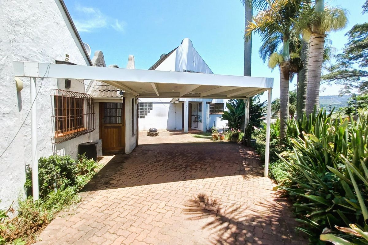 FOR RENT  |  FIELDS HILL  |  KLOOF  |  2 BEDROOM HOUSE - Photo 3