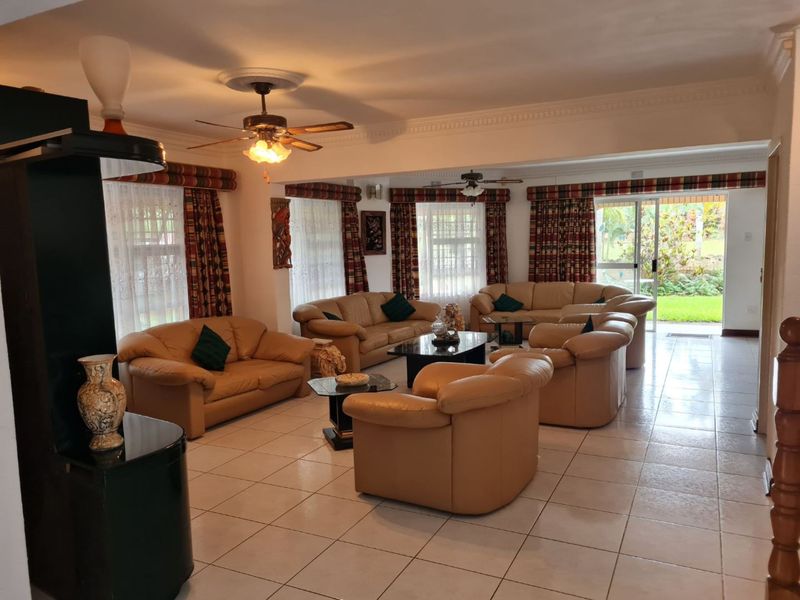 5 bedrooms House in ST LUCIA - Photo 8