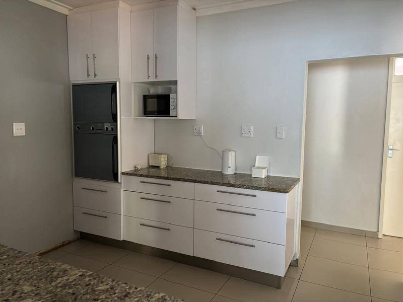 4-Bedroom Home in Academia - Photo 4