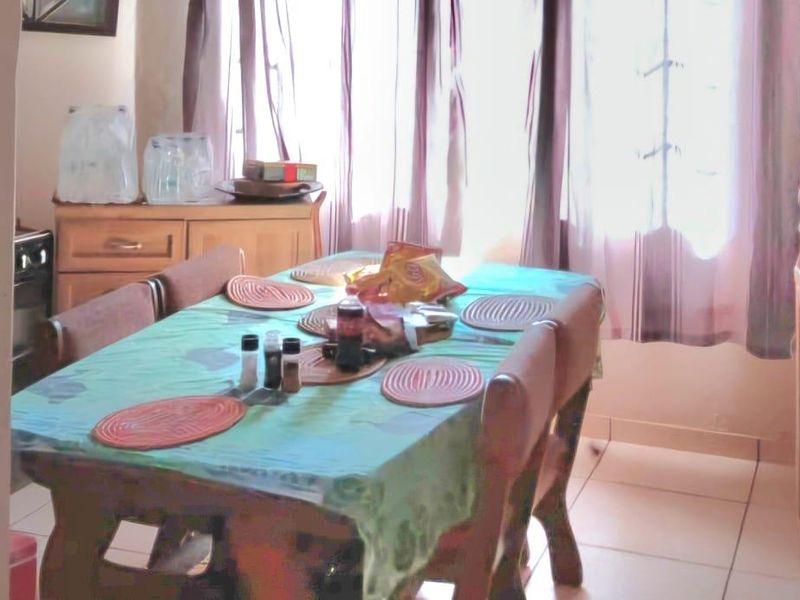 Charming Family Home In  Prime Location - Photo 7