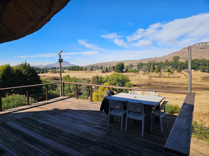 Magnificent 20-Hectare Drakensberg Lifestyle Farm with Panoramic Mountain Views, Kamberg - Photo 4