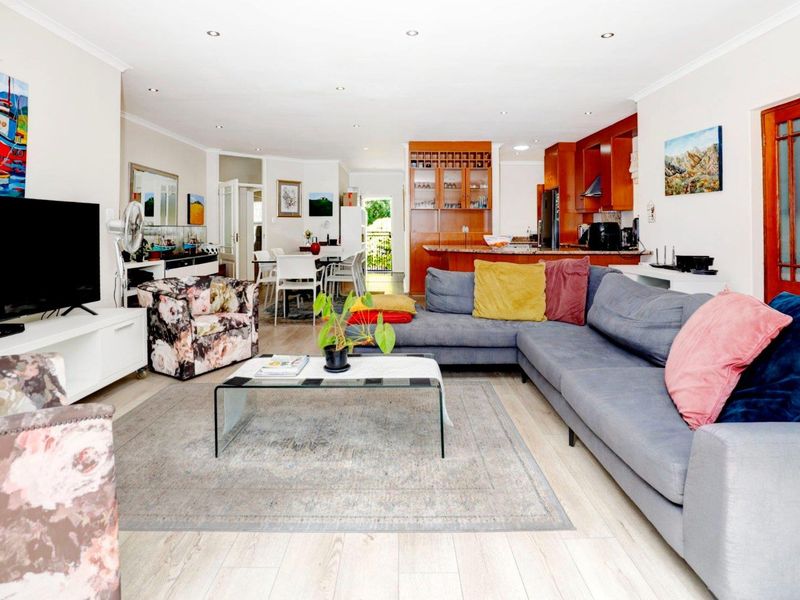 Perfect for a lock-up-and-go lifestyle! - Photo 4