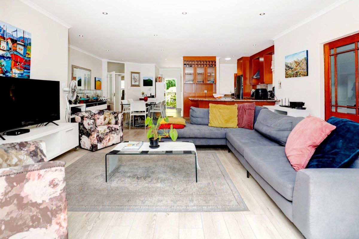 Perfect for a lock-up-and-go lifestyle! - Photo 4