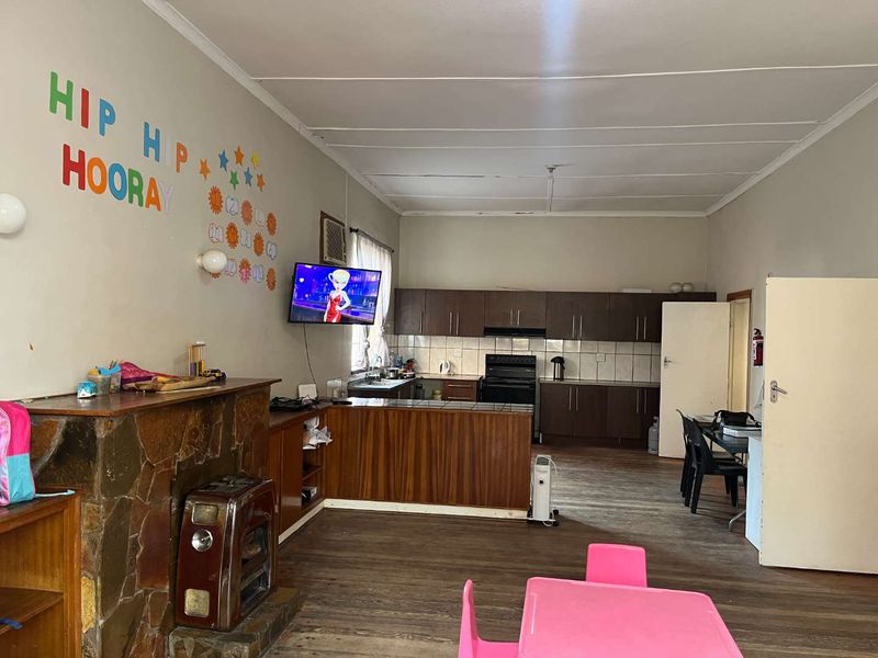 Versatile Business Property for Sale in the Heart of Upington CBD - Photo 9