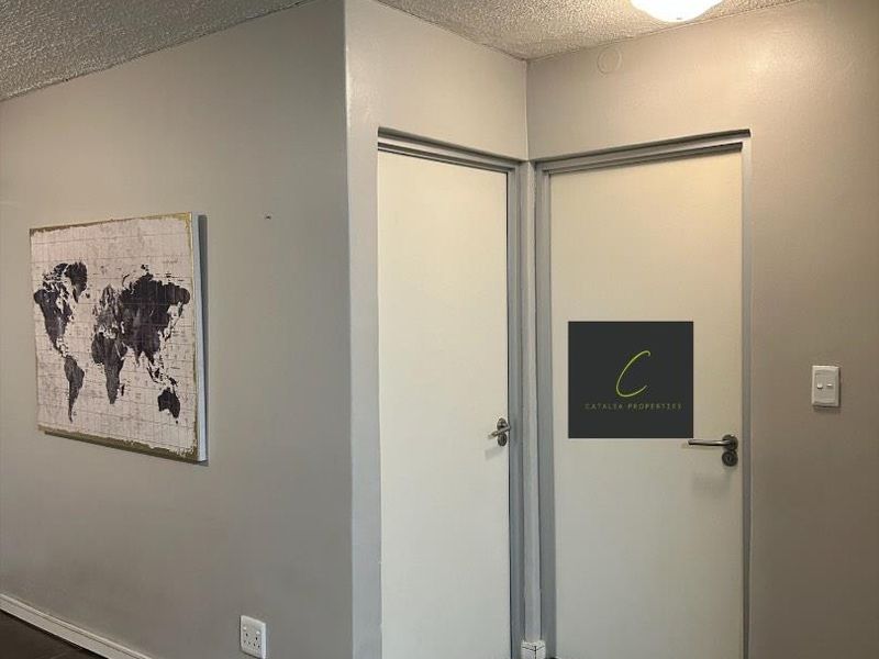 2 bedroom apartment for sale - Photo 2