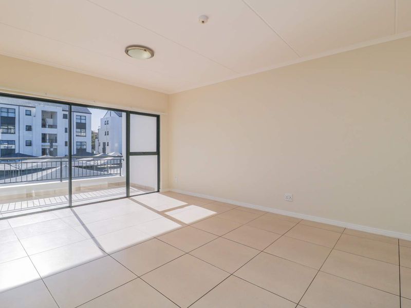3 Bedroom, 2 bathroom unit in popular De Velde - pet friendly - Photo 10