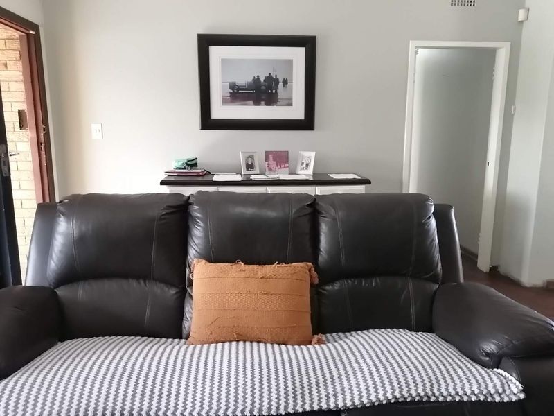 Well priced starter home - Photo 6