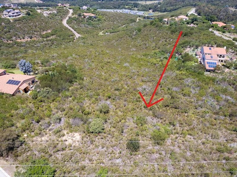 Tranquil Living with Breathtaking Views - Photo 3