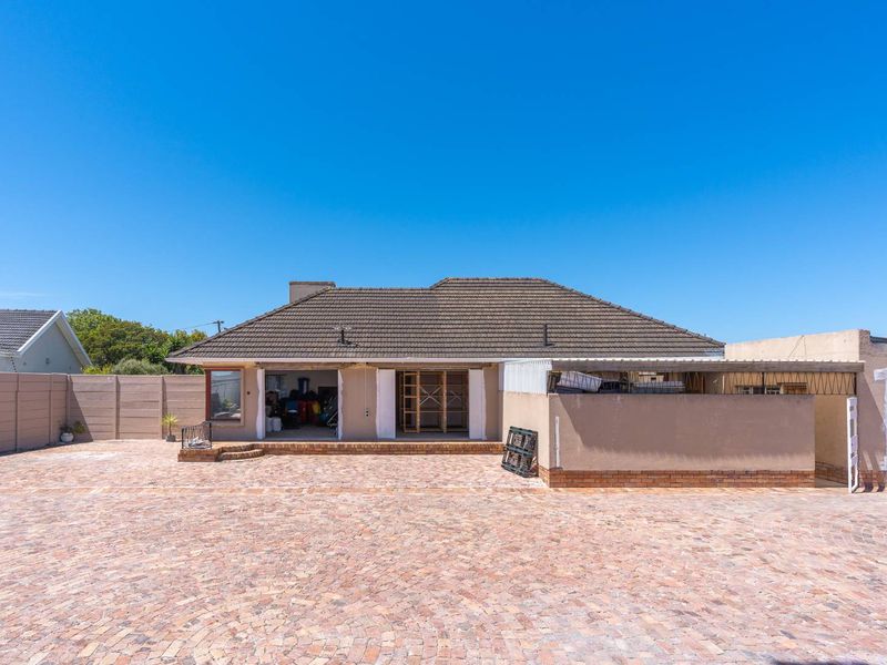 FIVE PRIME PROPERTIES FOR SALE - Photo 9