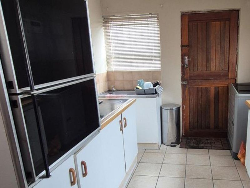 2-Bedroom Home for Sale in Kwadwesi - Photo 4