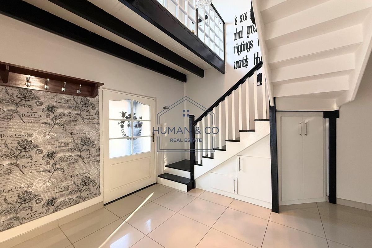 Ideal Starter Home near schools and town center - Photo 3