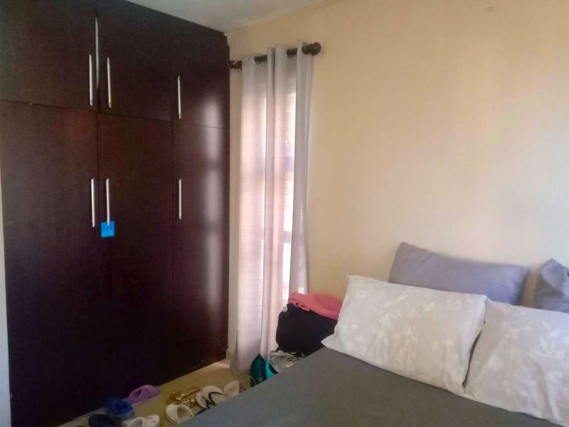 Two Bedroom For Sale In Glenwood - Photo 6
