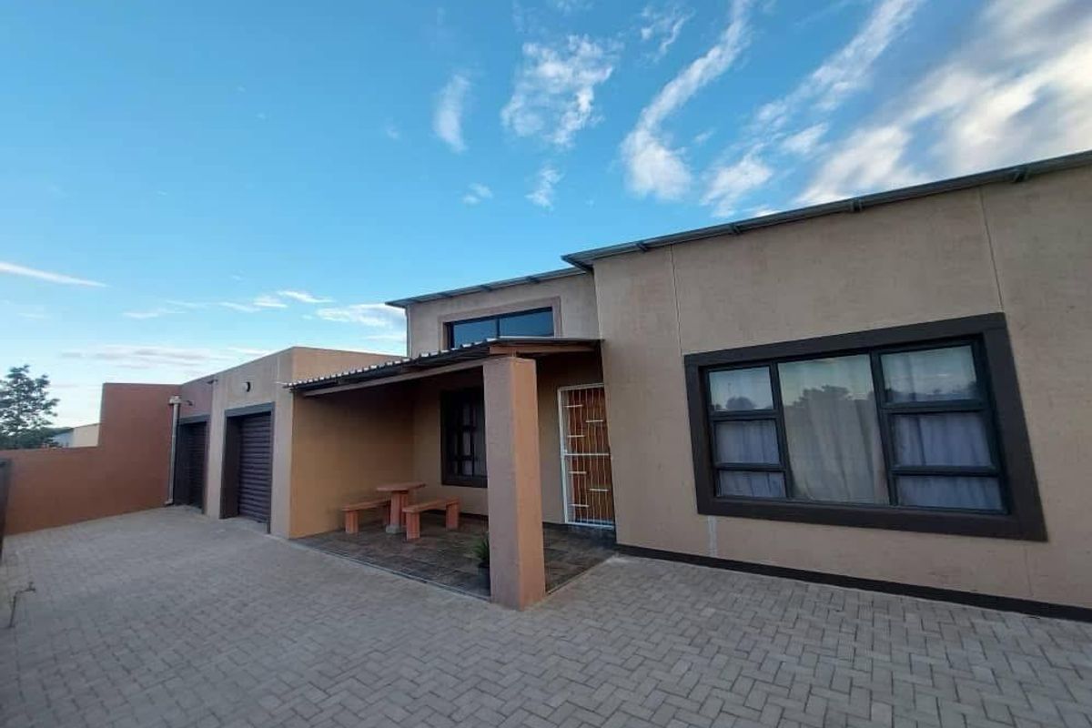 For Sale – Rehoboth Block F  Price: N$ 1.25 million (excluding cost) - Photo 2
