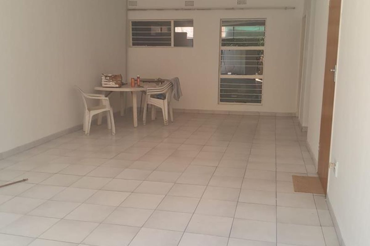 3 Bedroom Duplex Town House - Photo 5