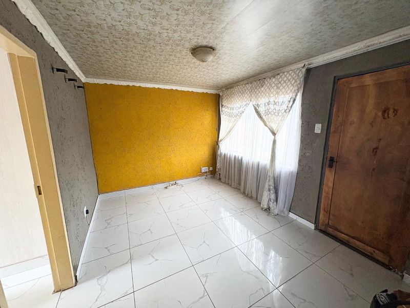 Neat two bedroom house for rental in the heart of Tsakane - Photo 4