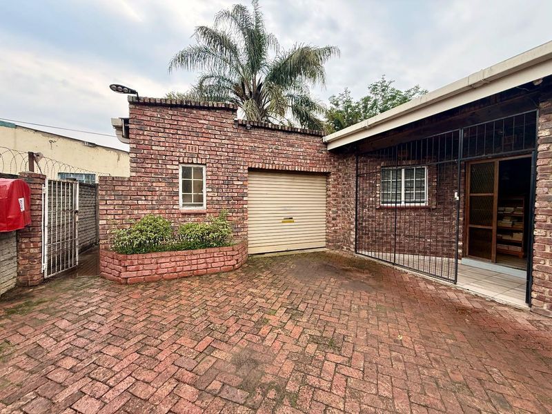 3 bedroom townhouse for sale in vryheid - Photo 5