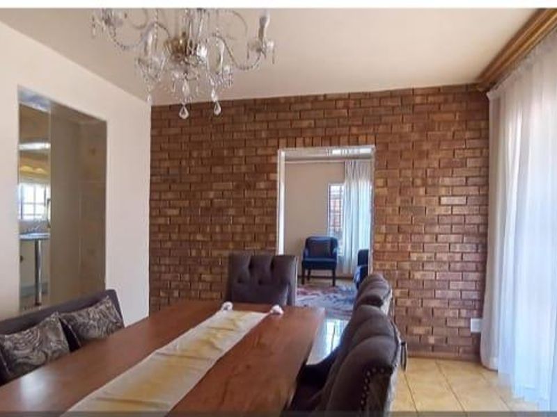 3 bedroom modern home - Photo 4