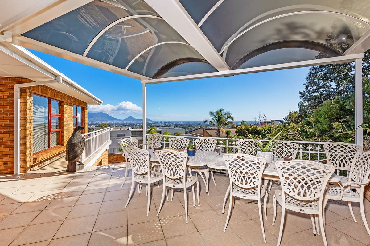 Elevated Luxury Living in Plattekloof - Photo 3