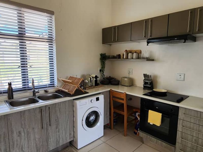 Perfect Lock-up-and-Go! - Photo 2