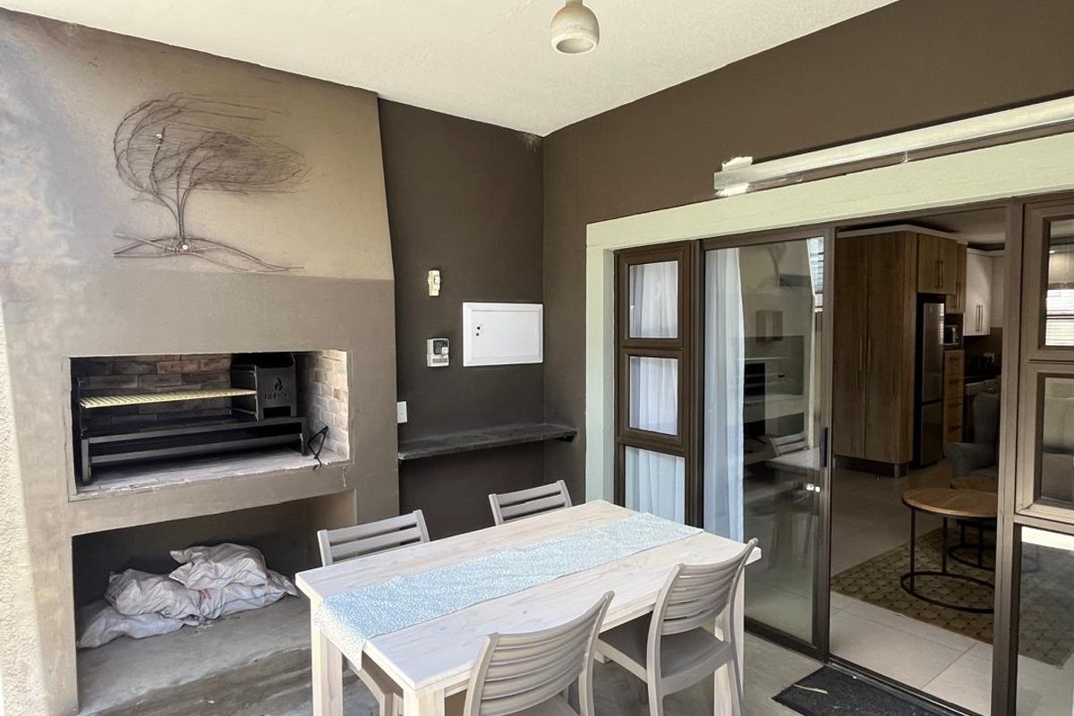 Modern Furnished Apartment 2 bedrooms, 2 bathrooms Windhoek Central - Photo 2