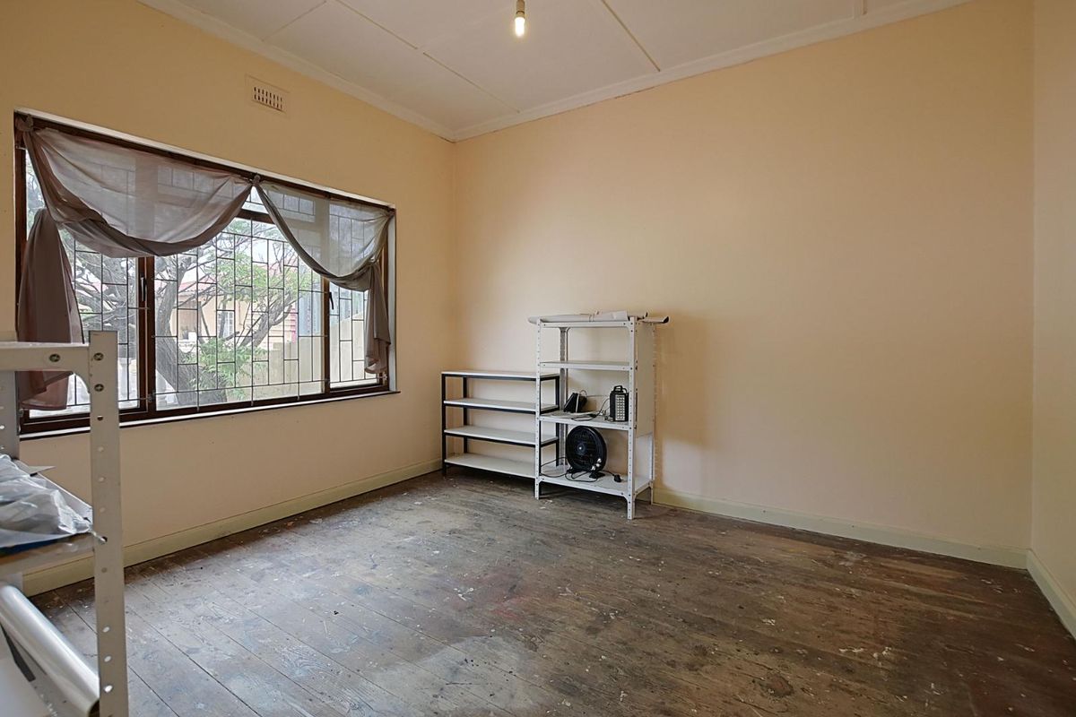 Versatile Property for the Extended Family or Rental Income - Photo 3