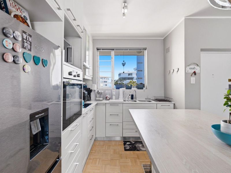 Renovated,Spacious and Convenience - Photo 6