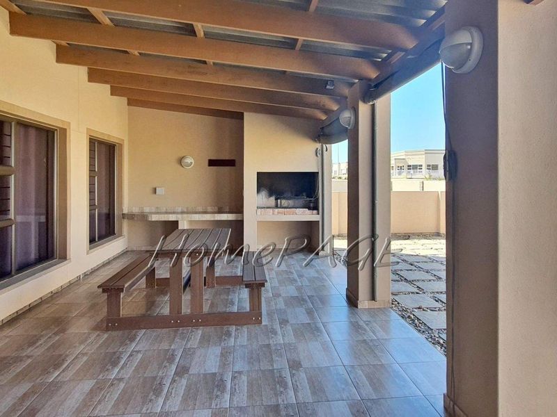 Ext 11, Henties Bay:  Entertainer's Dream Home is for Sale - Photo 5