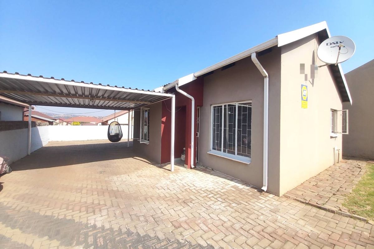 Two bedroom house for sale - Photo 4