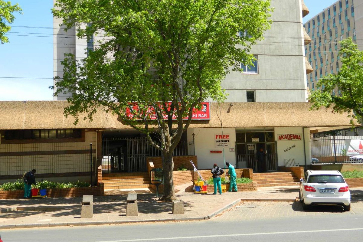 ROOM to rent - Photo 2