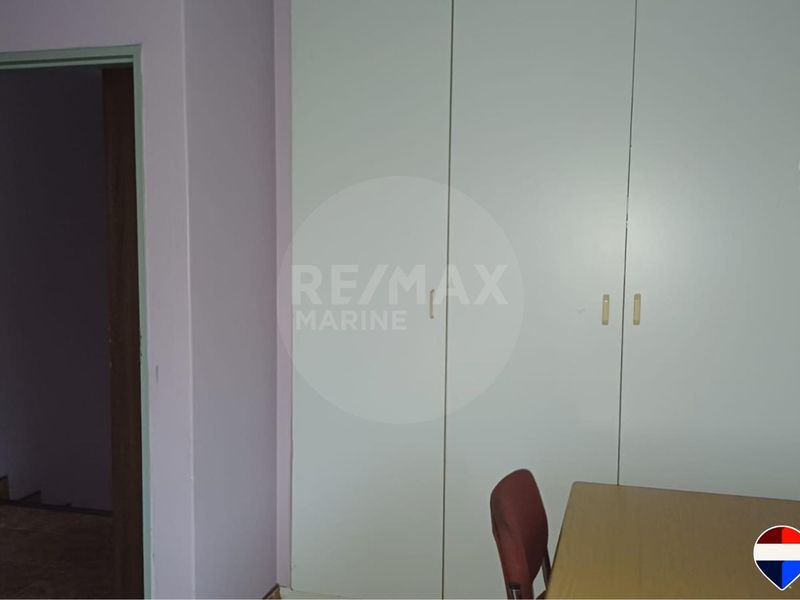 Furnished 3-Bedroom, 2-Bathroom Duplex in Secure Complex - Photo 7