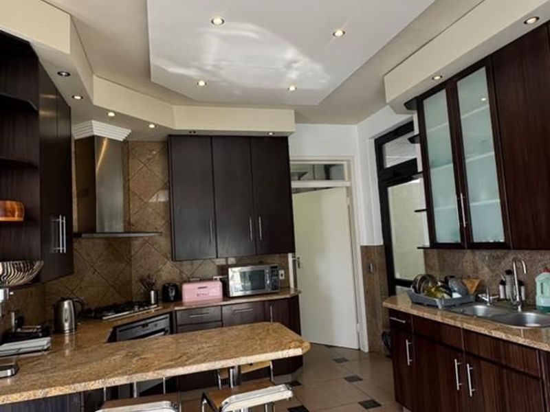 Two property in one With a Stunning View - Photo 2
