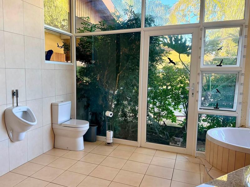 3 Bedroom House For Sale in Olympia - Photo 10