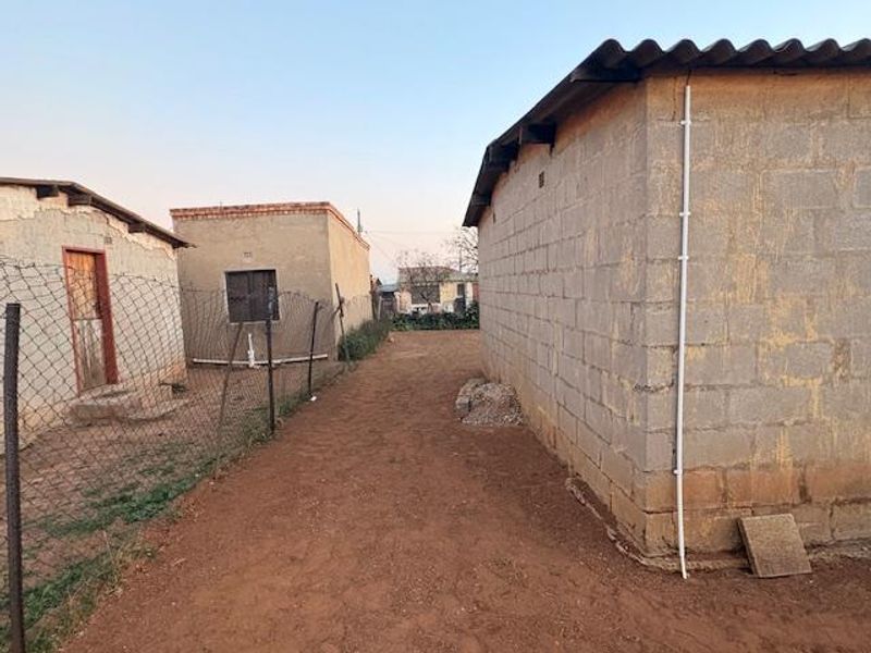 Investors dream in the heart of Tsakane - Photo 2