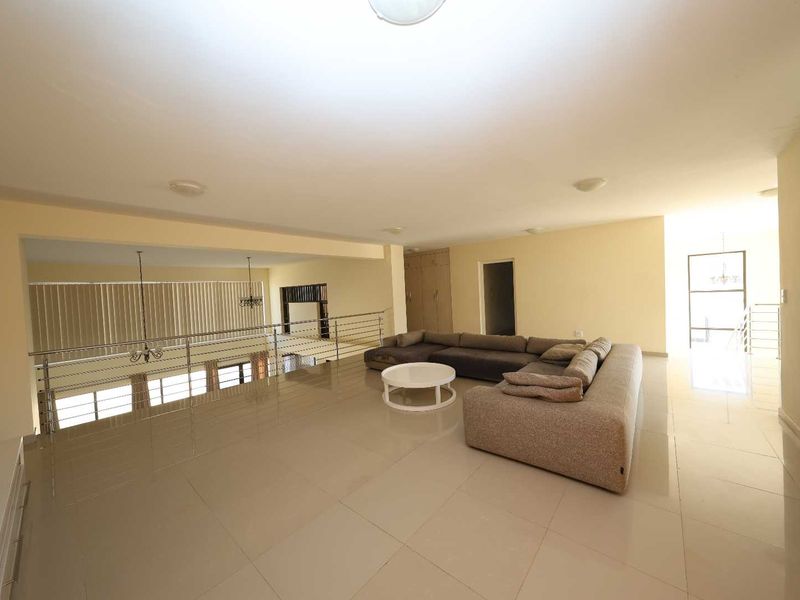 BEACHFRONT HOUSE - Photo 8