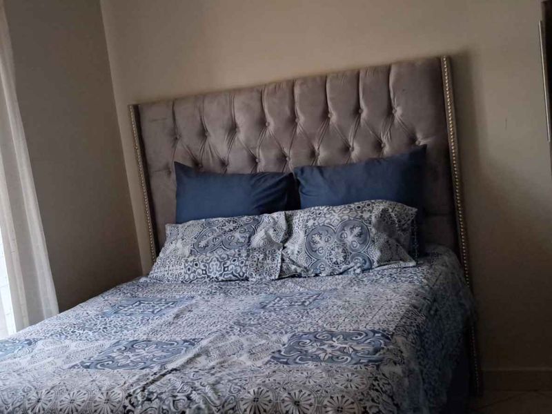 A beautiful 2 bedroom house in The Orchards - Photo 9