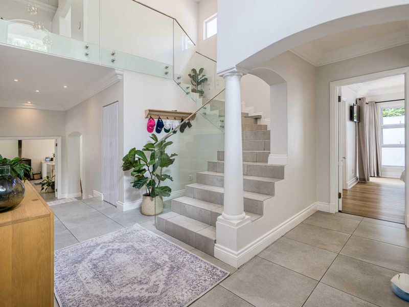 4 Bedroom House for Sale in Dainfern Golf Estate - Photo 2