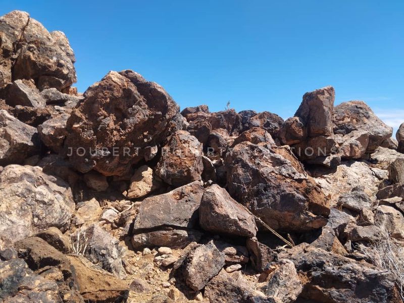 BEAUTIFULL HUNTING / LIVESTOCK / MINING FARM FOR SALE IN THE SOUTH OF NAMIBIA – ARIAMSVLEI DISTRICT - Photo 8