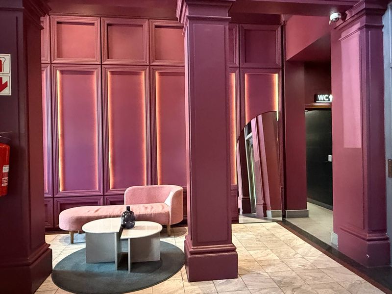 Top Floor 373m2 office with large balcony to let in North Wharf - Photo 4