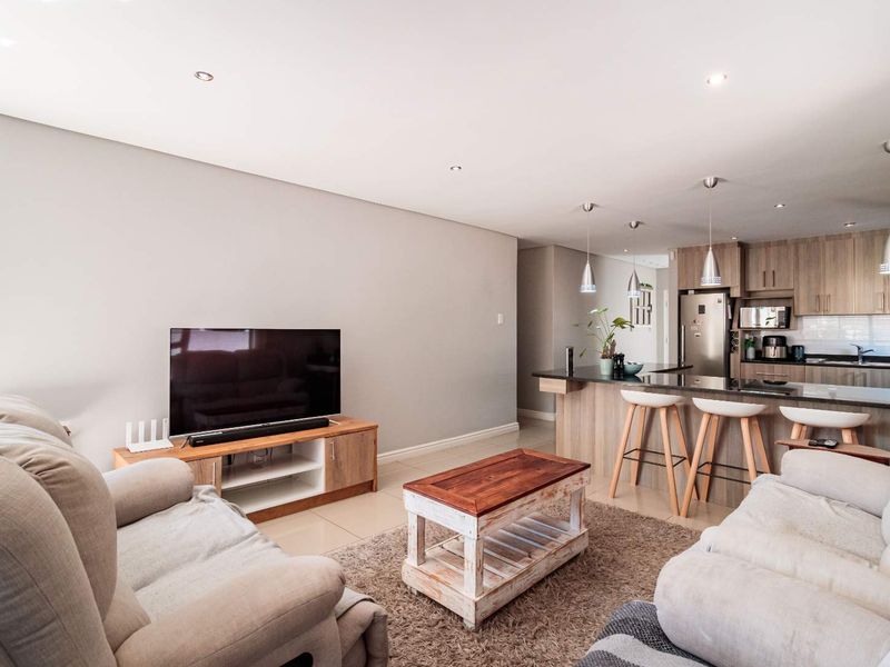 3 Bedroom Freehold in Secure Estate in Kamma Ridge, Port Elizabeth - Photo 9