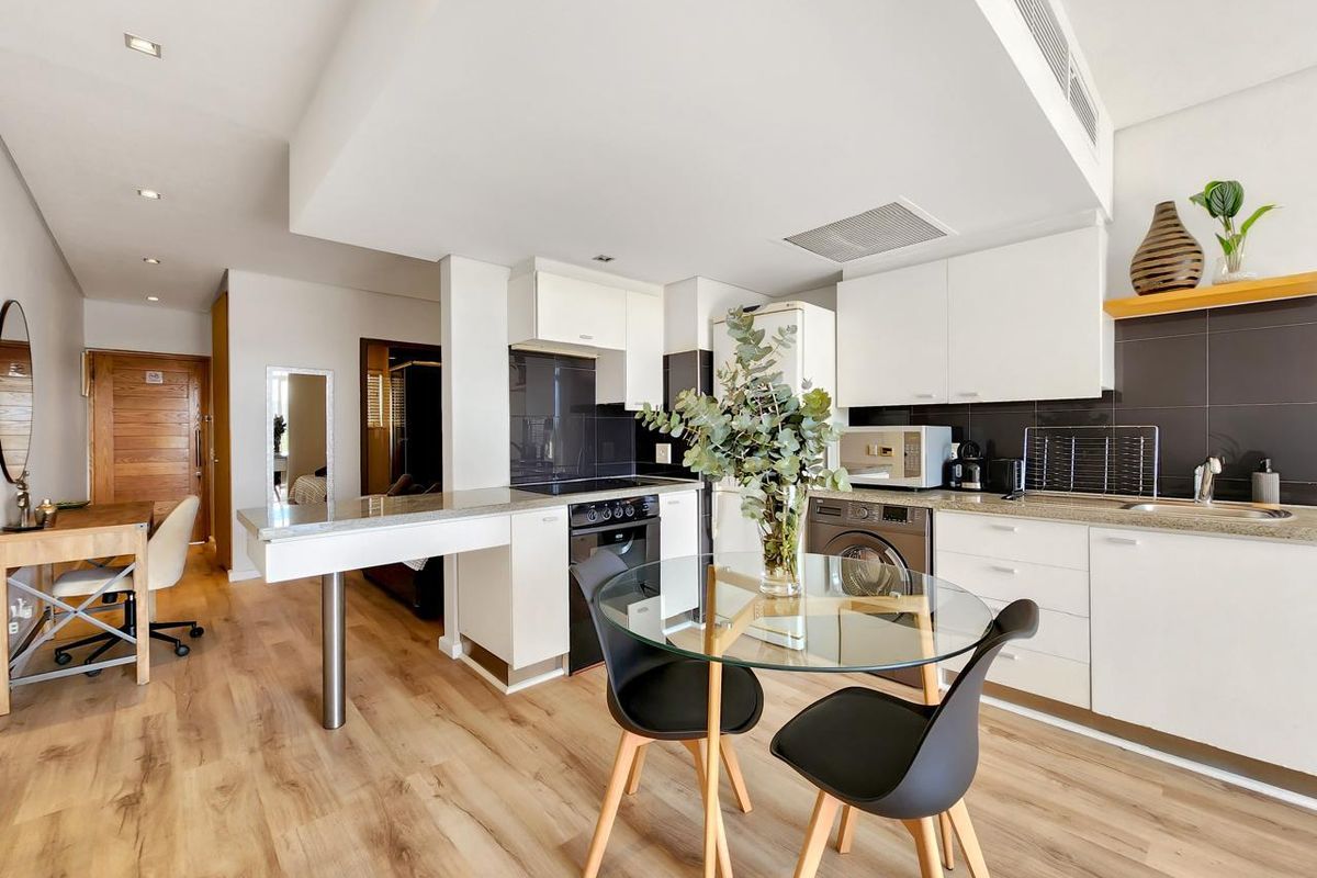 Urban Sophistication Meets Effortless Living in the Heart of De Waterkant - Photo 3